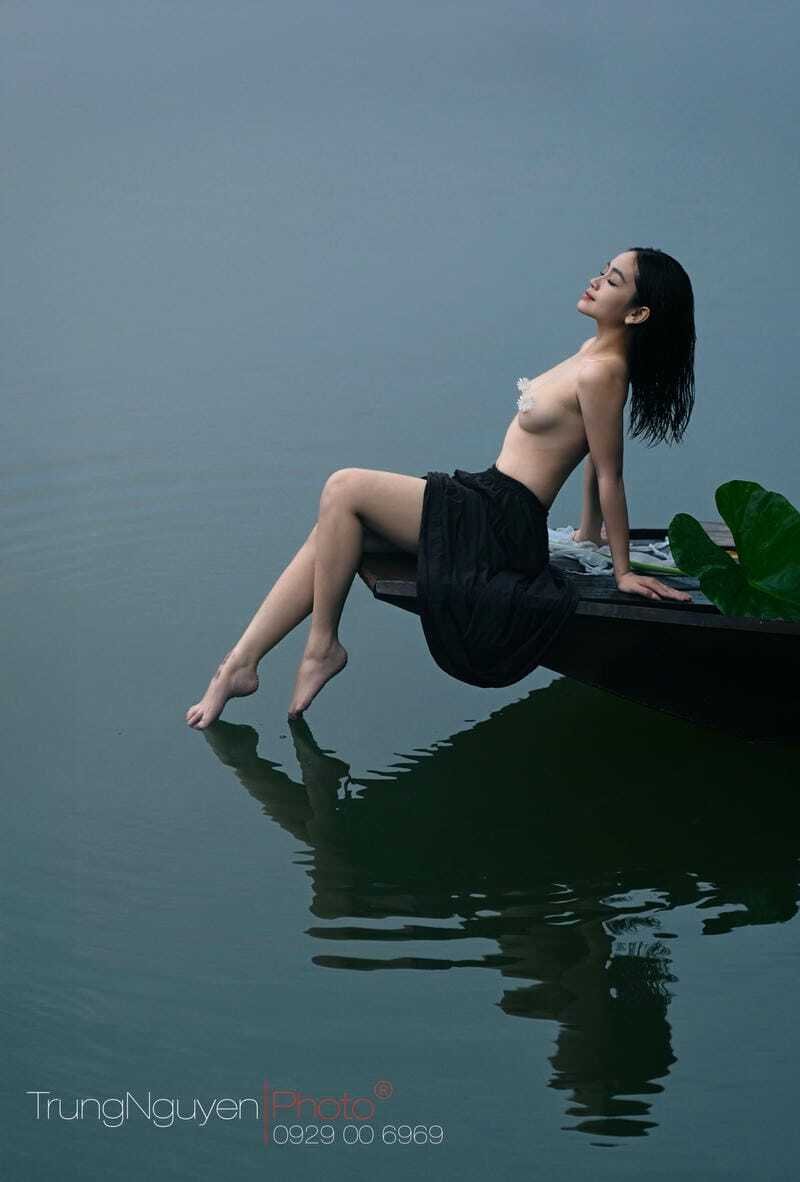 ảnh gái xinh khỏa thân 18