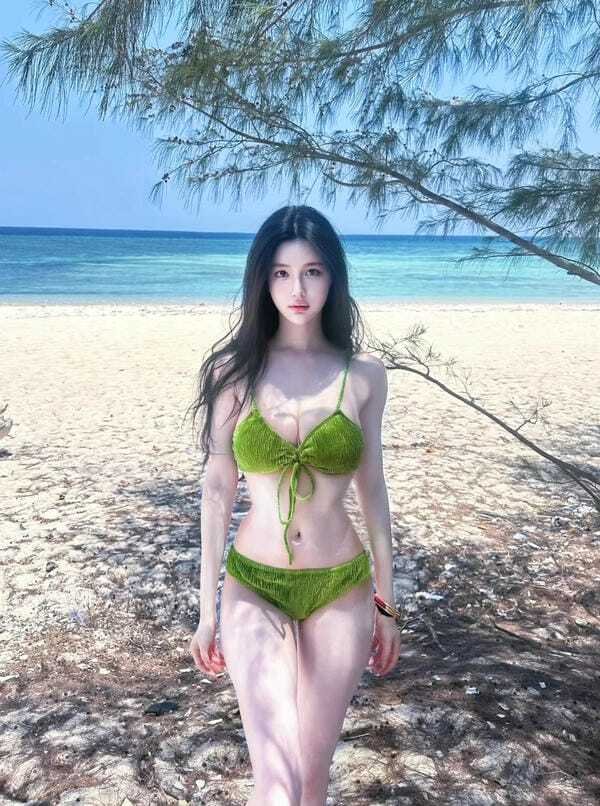 ảnh gái xinh mặc bikini 2 mảnh 18