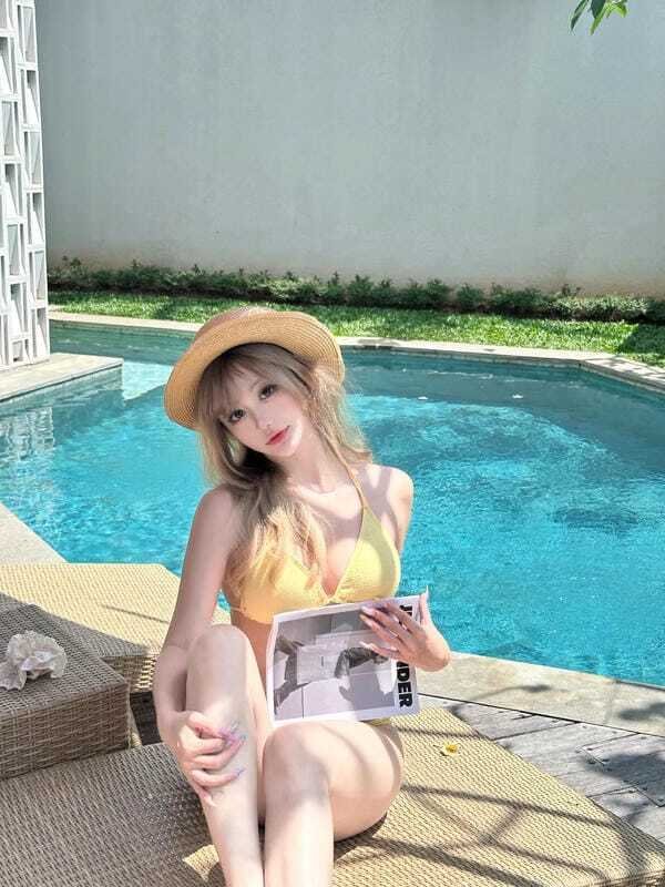 ảnh gái xinh mặc bikini 9