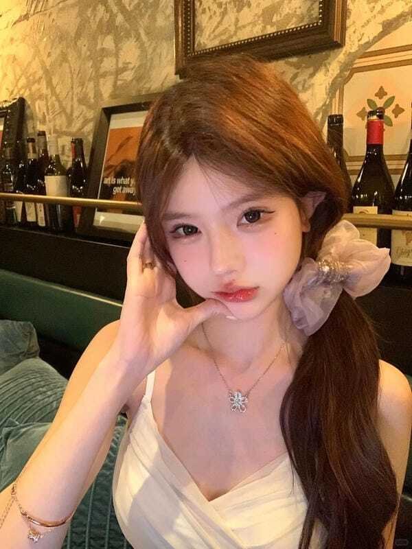 ảnh gái xinh tiktok 9