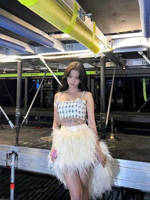 ảnh jisoo 17