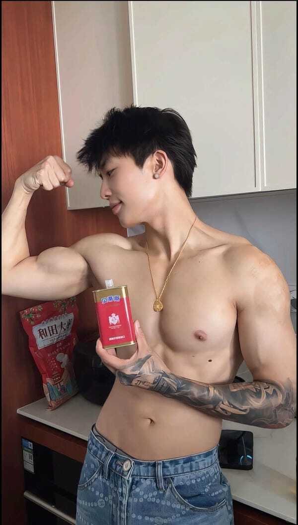 ảnh trai 6 múi 32