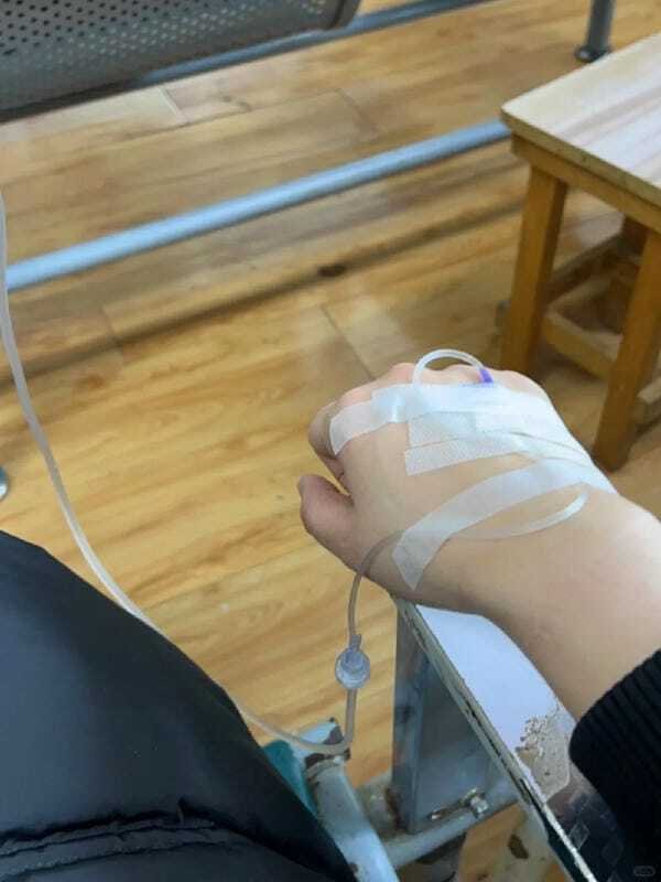 ảnh truyền nước tự chụp 7