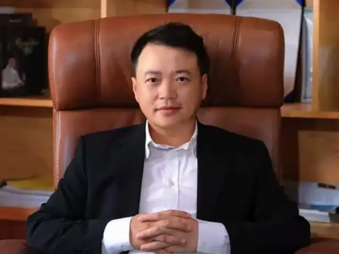 Chân dung doanh nhân Nguyễn Hòa Bình