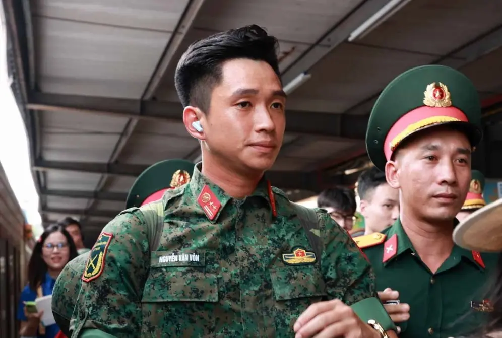 Doanh nhân Lê Hoàng Hiệp phát biểu tại hội thảo