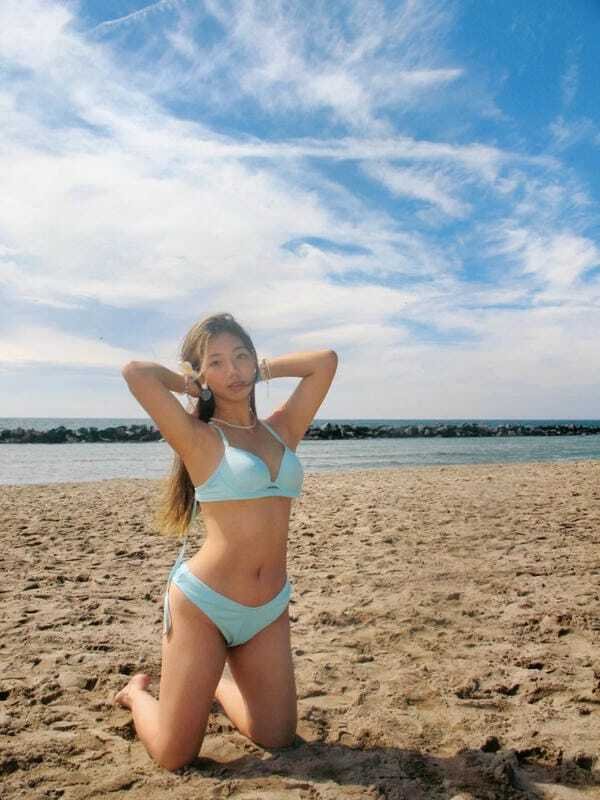 gái mặc bikini nhảy 33