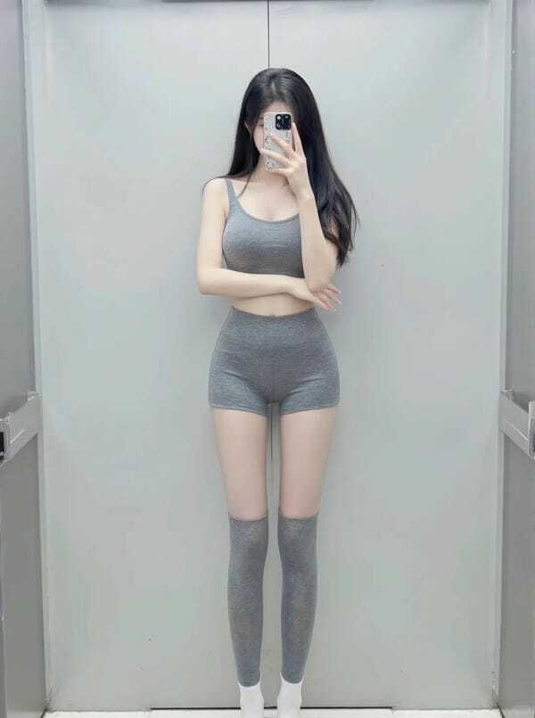 gái mặc legging 13