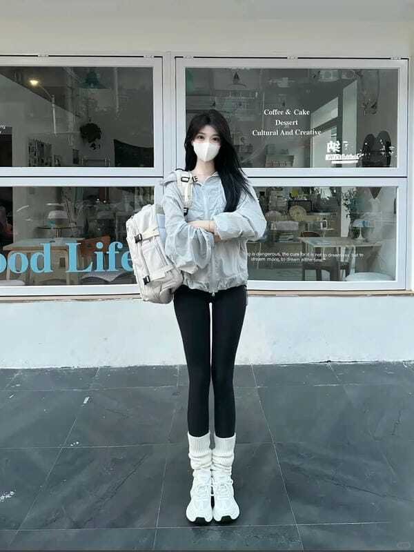 gái mặc legging 18