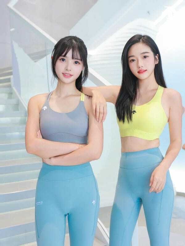 gái mặc legging 24