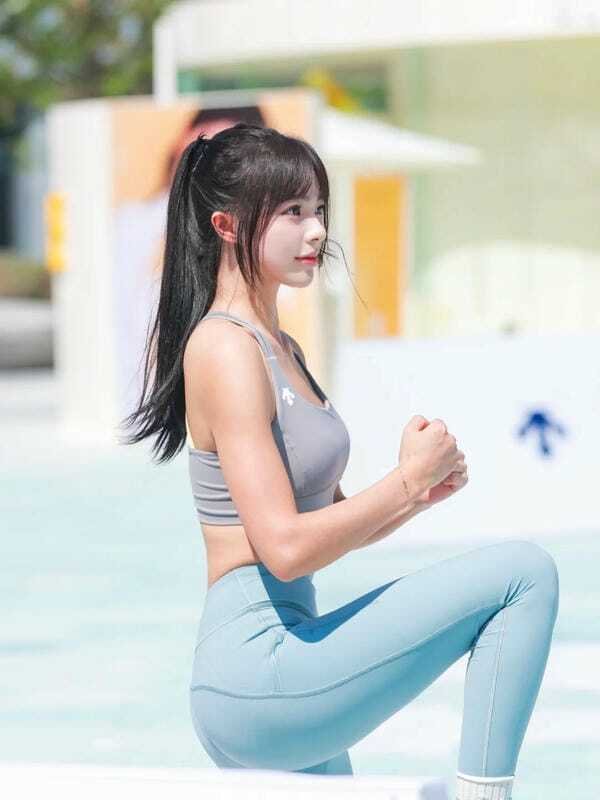 gái mặc legging 26