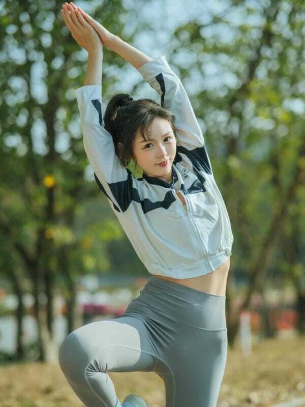gái mặc legging 3