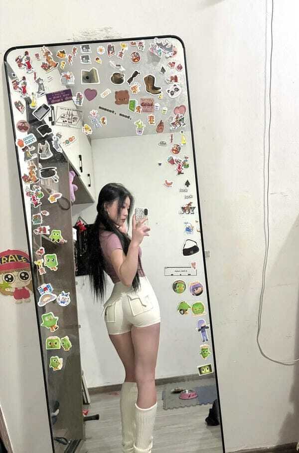 Gái mông to với phong cách trẻ trung cá tính