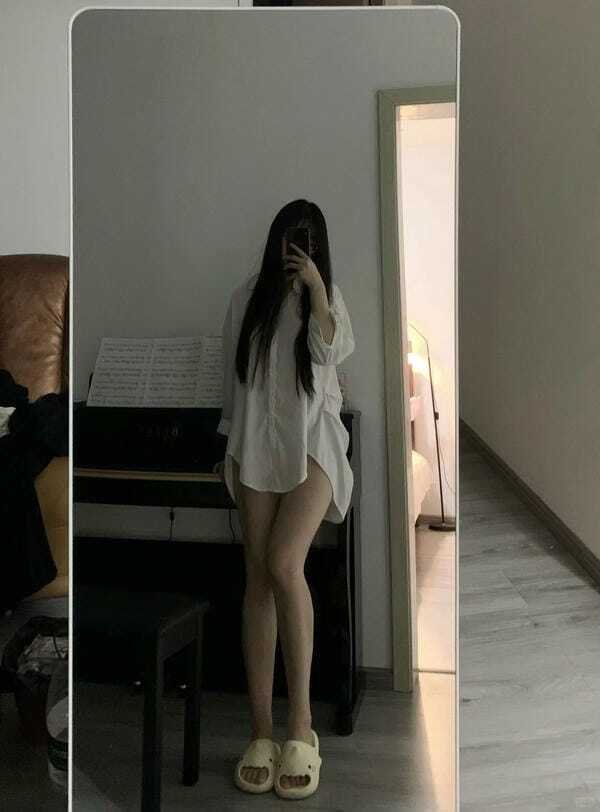 gái xinh cởi đồ 29