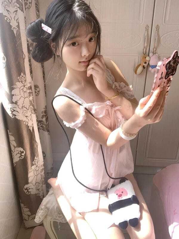 gái xinh mặc đồ ngủ 19