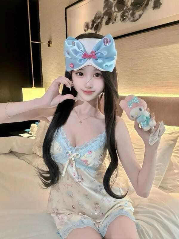 gái xinh mặc đồ ngủ 42