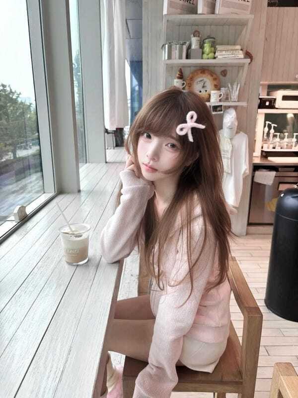 gái xinh mặc pinky 10