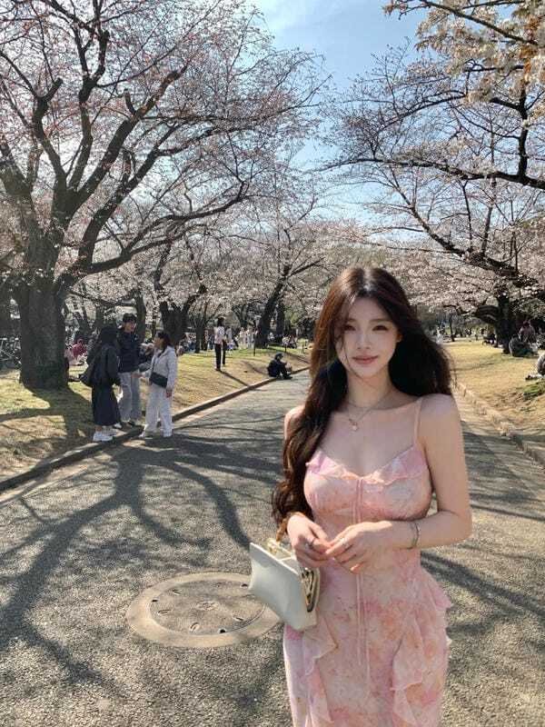 gái xinh mặc pinky 15