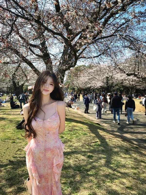 gái xinh mặc pinky 16