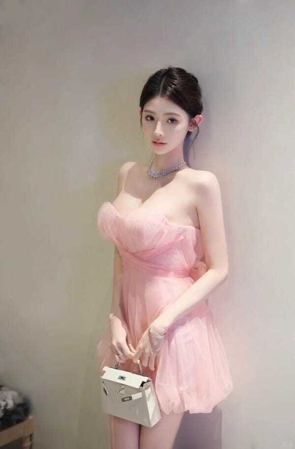 gái xinh mặc pinky 38