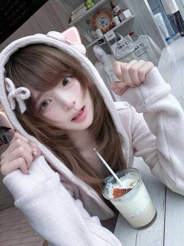 gái xinh mặc pinky 6