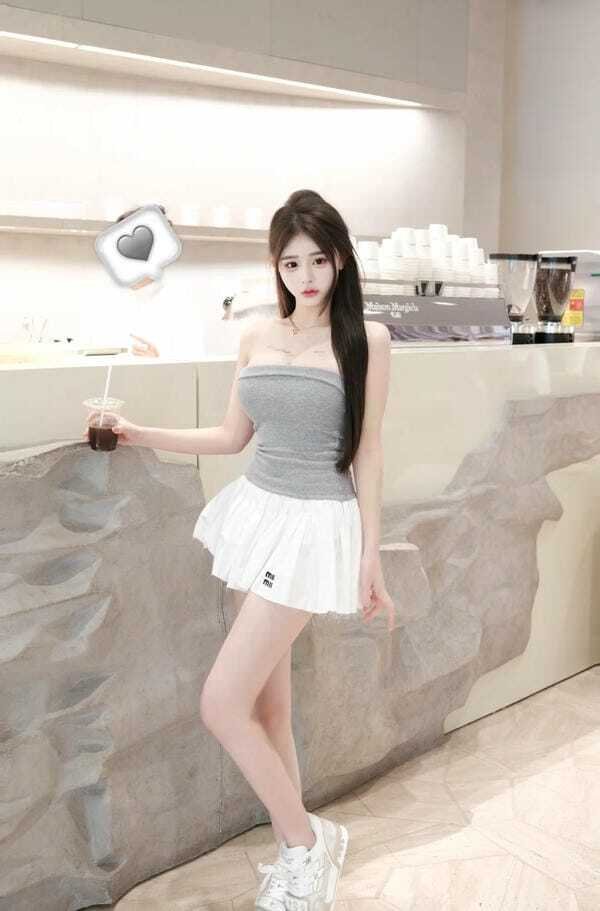 gái xinh ngực to 3