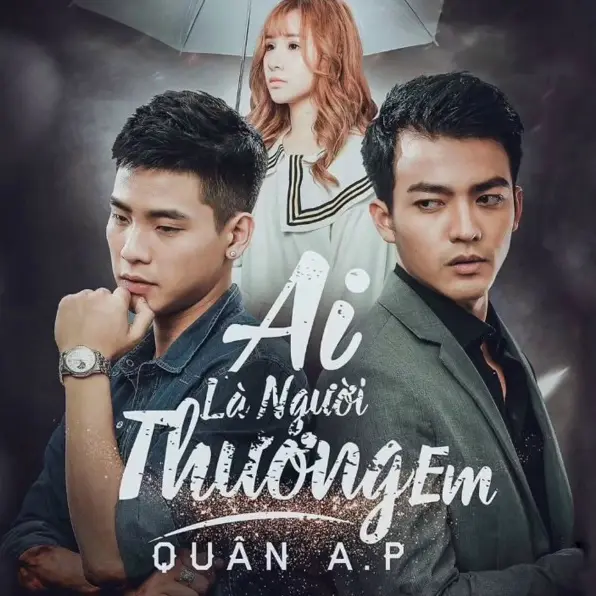 Người phụ nữ đang nở nụ cười hạnh phúc