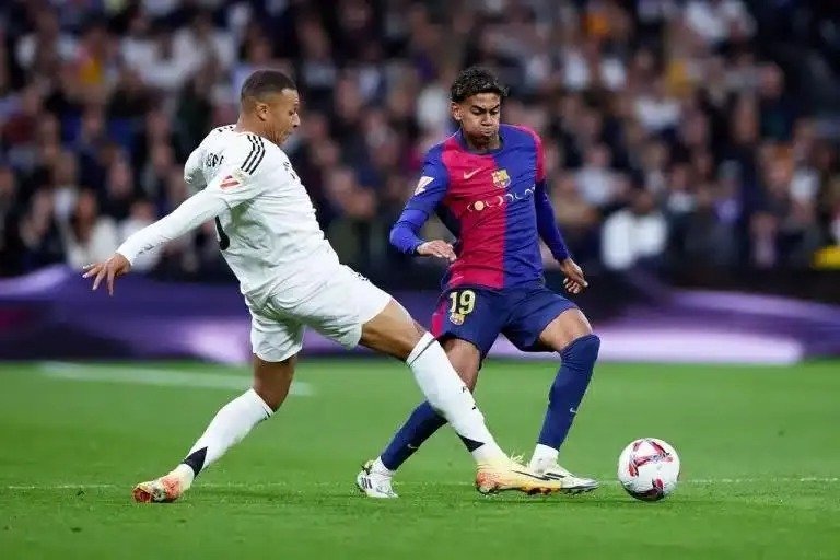 ảnh lamine yamal ngầu 23