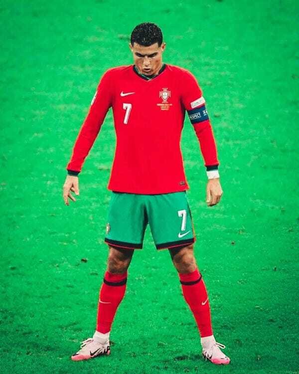 ảnh ronaldo 16