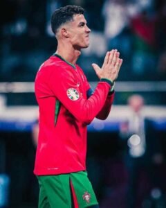 ảnh ronaldo 19