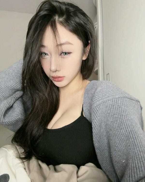 ảnh trần hà linh 19