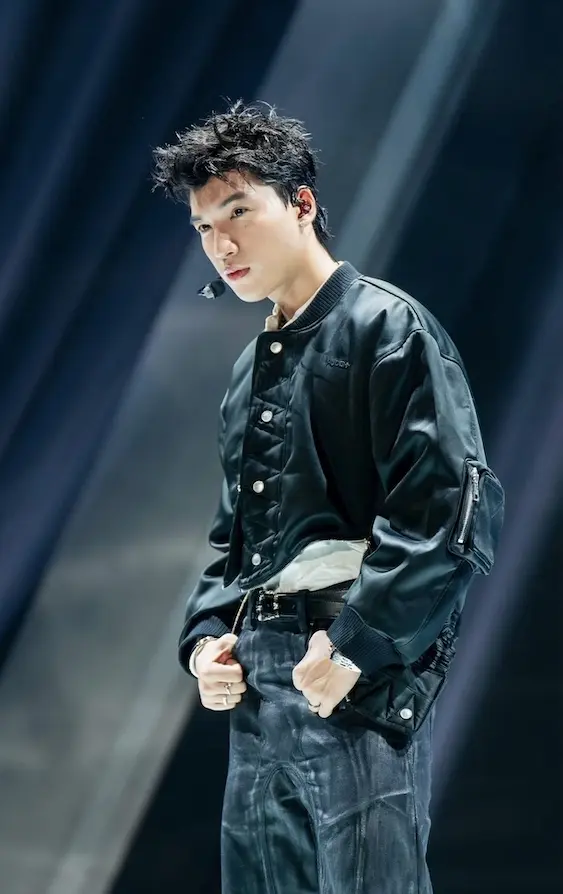 HIEUTHUHAI là ai? Hành trình từ rapper underground đến ngôi sao V-Pop 2026 - Hình ảnh bài viết