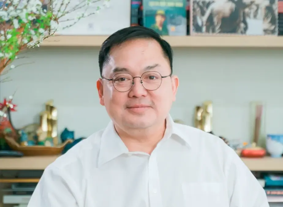 Hoàng Nam Tiến trong buổi phỏng vấn