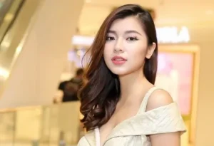 ong-anh-quynh-la-ai-he-lo-su-that-ve-nu-streamer-nong-bong_422