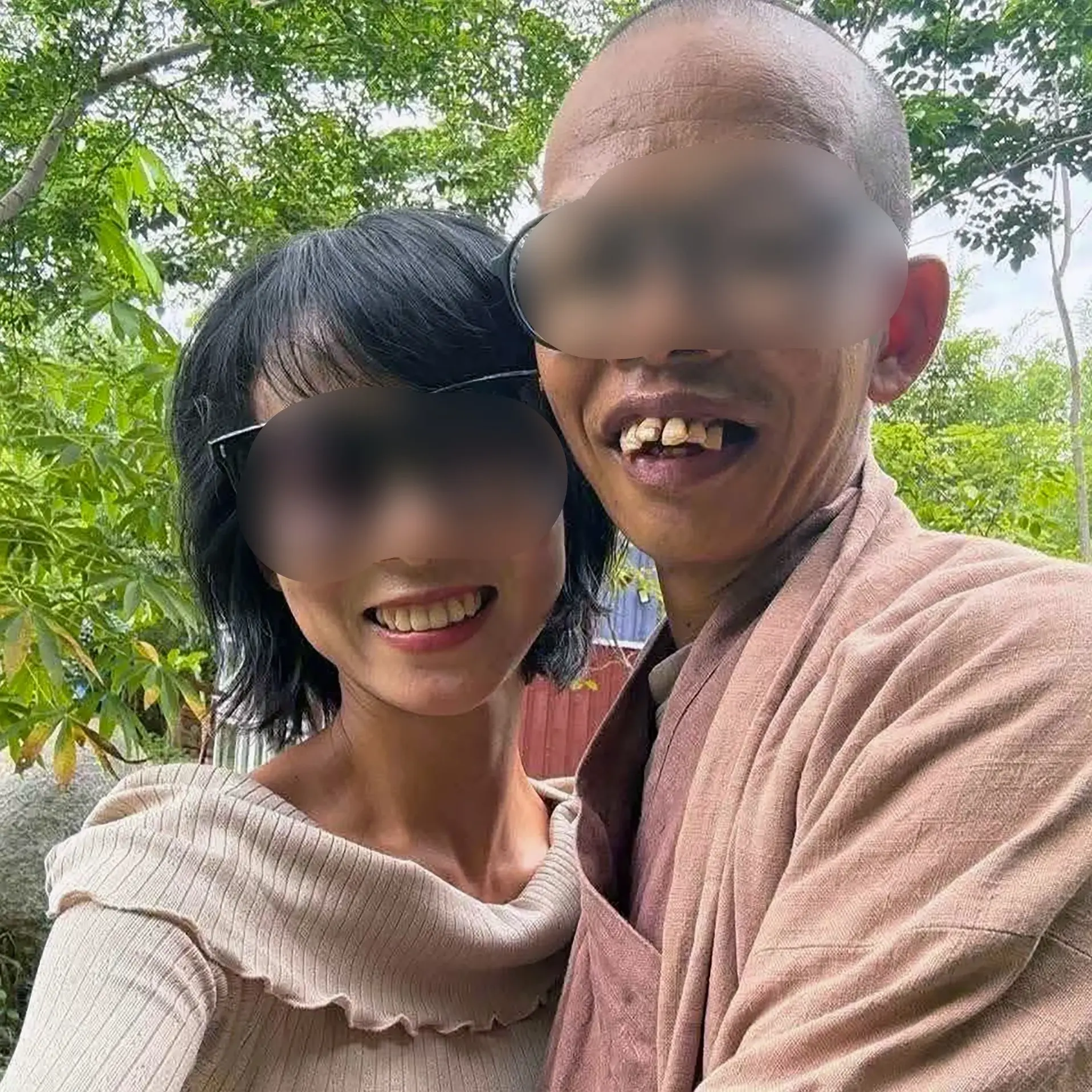Thượng tọa Thích Nhuận Đạt trong một buổi lễ