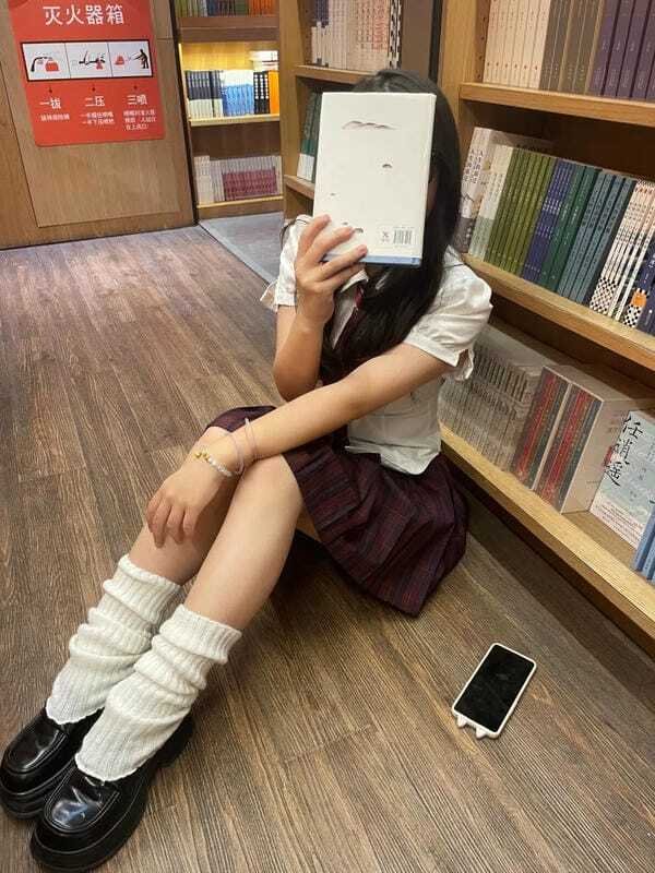 ảnh gái k8 che mặt 1