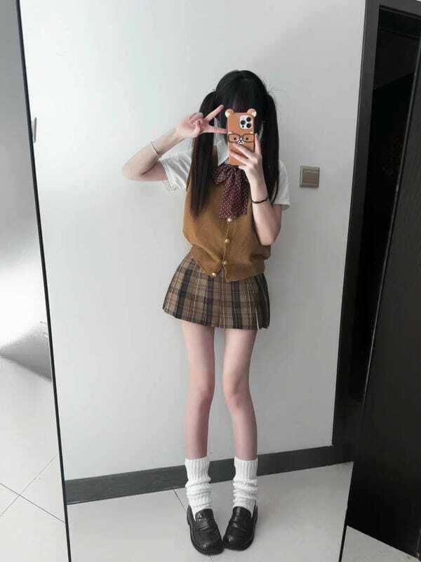 ảnh gái k8 che mặt 3