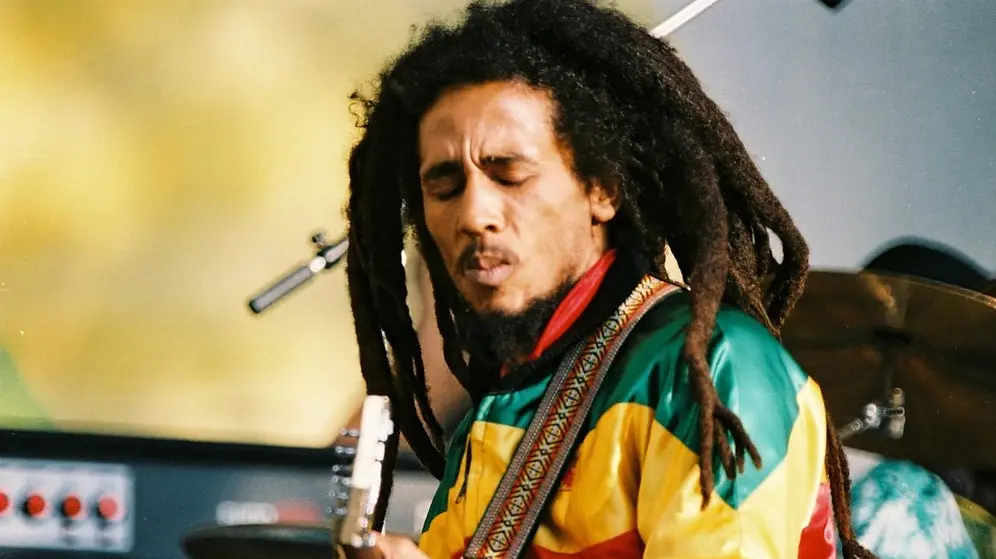 Bob Marley là ai? Huyền thoại Reggae và di sản bất diệt - Hình ảnh bài viết