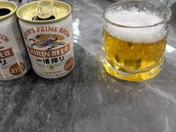 buồn ảnh bia rượu tự chụp 37