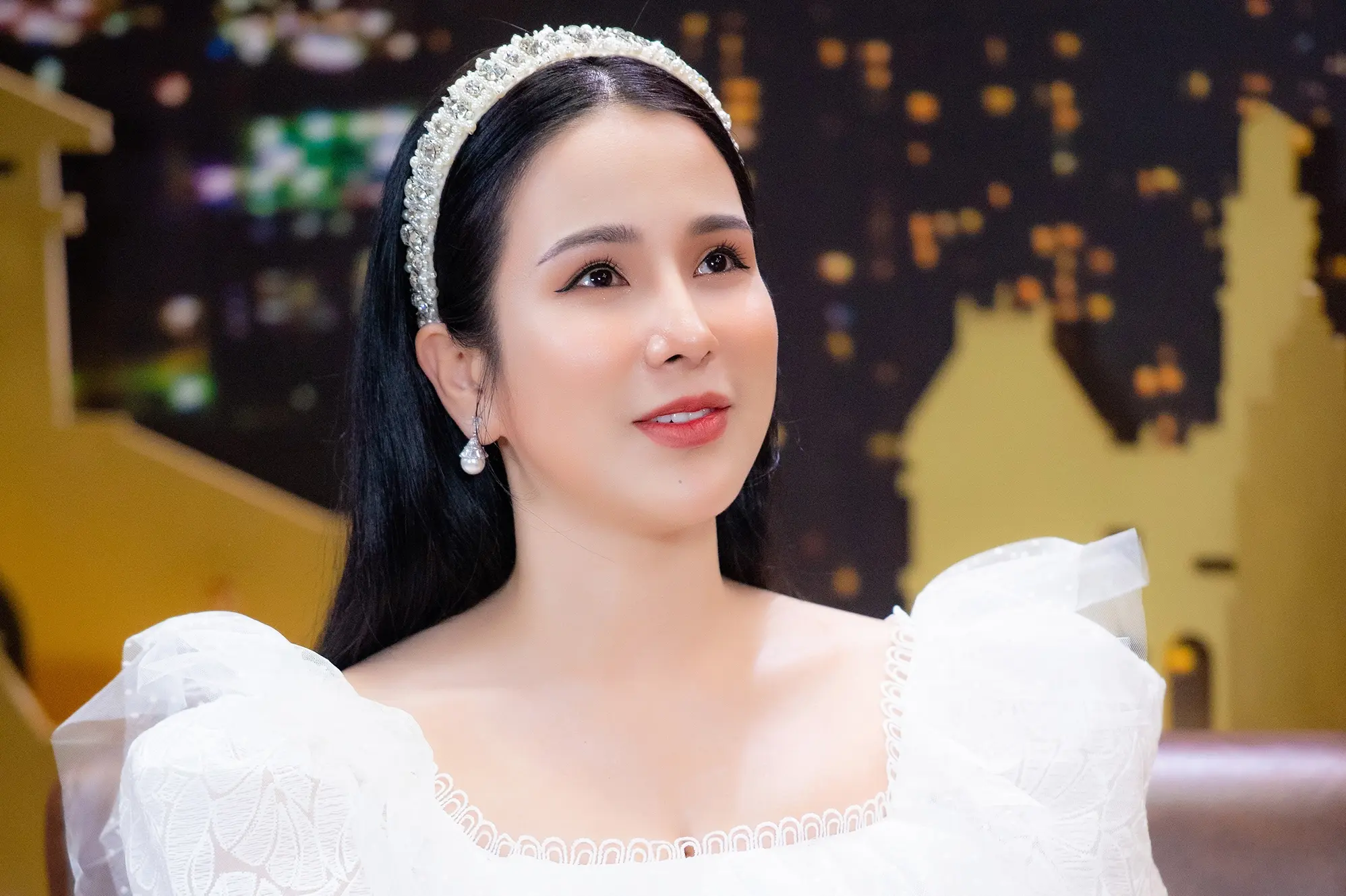 Diệp Lâm Anh trong một buổi phỏng vấn