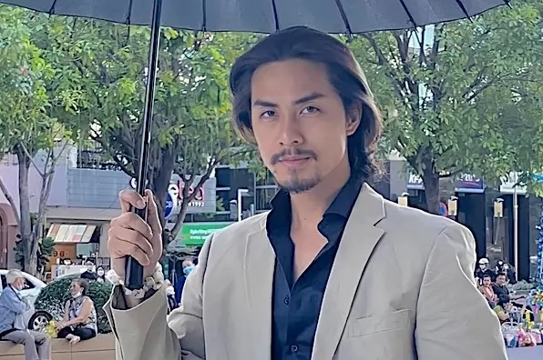 Doãn Chí Kiên trong một buổi phỏng vấn