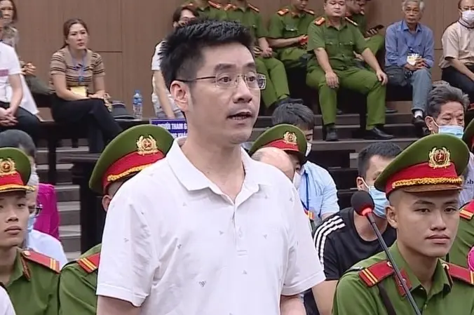 Hoàng Văn Hưng đối mặt với pháp luật