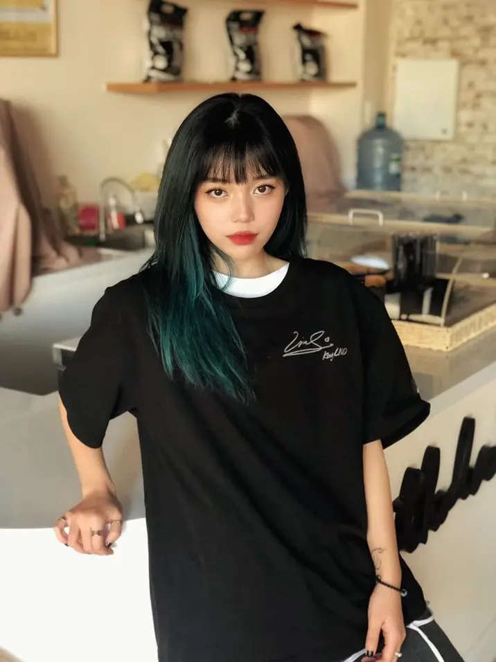 Linh Ngọc Đàm là ai? Tiểu sử, sự nghiệp và đời tư của ‘Ngọc Nữ’ - Hình ảnh bài viết