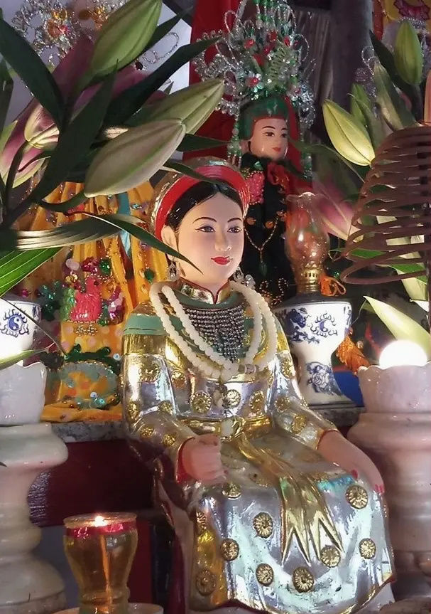 Nghi lễ hầu đồng dâng Mẫu