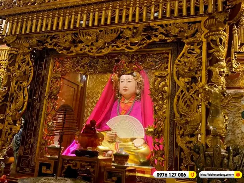Đồ thờ cúng Cô Chín
