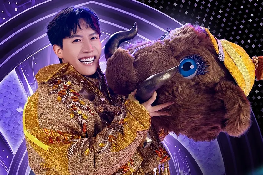 Voi Bản Đôn lộ diện, ca sĩ Anh Tú là quán quân Ca Sĩ Mặt Nạ mùa 2